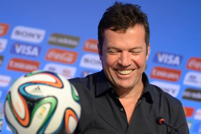 L'ancien international allemand Lothar Matthäus, lors d'une conférence de presse dans l'état de Bahia au Brésil, le 5 décembre 2013