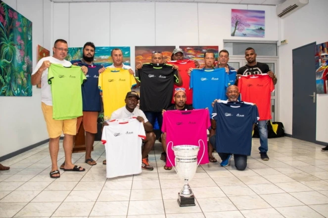 Remise des maillots pour l'inter-quartiers 