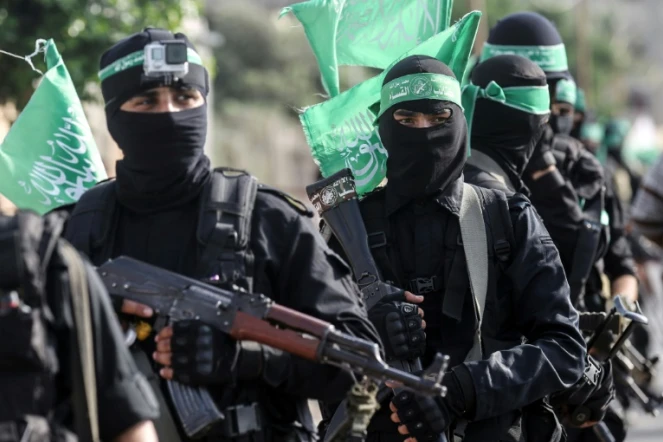 Combattants des brigades Ezzedine al-Qassam, la branche armée du Hamas, lors d'une parade le 20 juillet 2017 à Khan Younès, dans la bande de Gaza