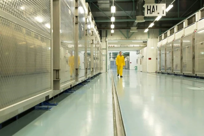 Photo fournie le 6 novembre 2019 par l'Organisation iranienne de l'énergie atomique montrant l'intérieur de l'usine de Fordo à Qom, dans le nord de l'Iran, qui abrite des centaines de centrifugeuses