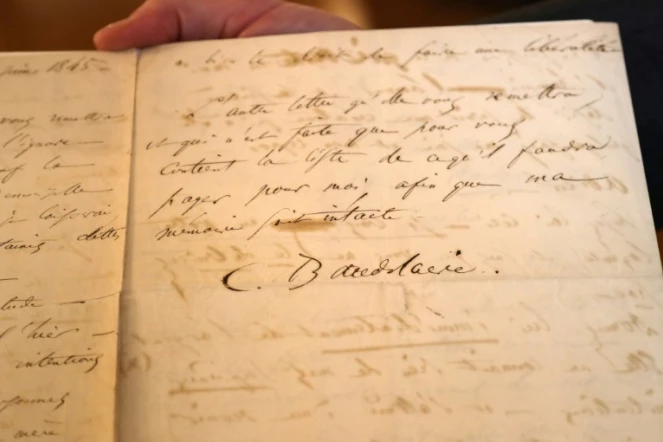 Extrait de la lettre d'adieux de Charles Baudelaire, lors d'une vente aux enchères, à Paris, le 25 octobre 2018