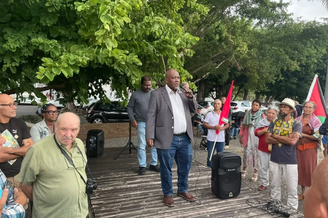 Saint-Denis : un hommage rendu à la lutte des Chagossiens sur le parvis des Droits de l'homme