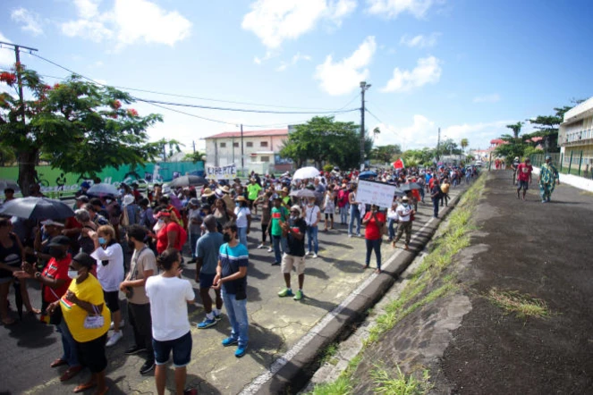 Une manifestation contre l?obligation vaccinale, à Capesterre-Belle-Eau (Guadeloupe), le 7 août 2021