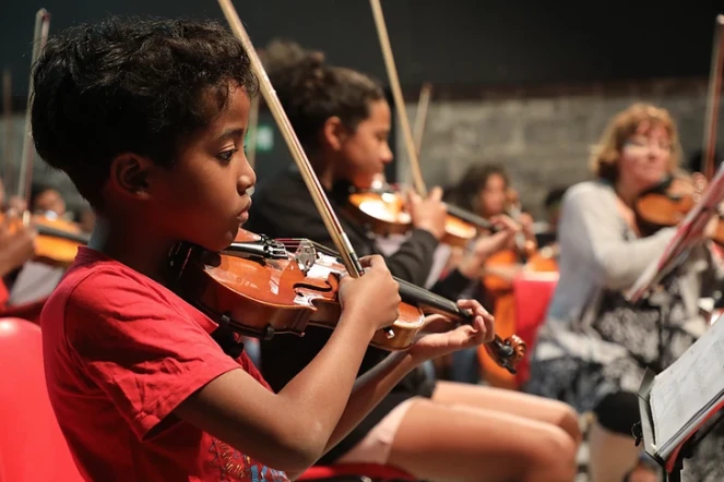 Les enfants de Démos Nord Réunion s'envolent pour la Philharmonie de Paris