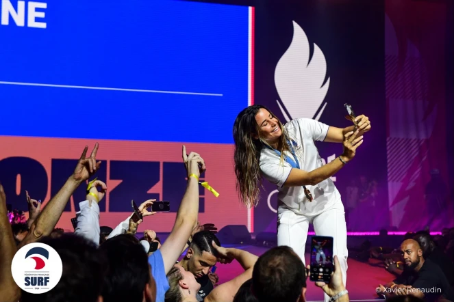 JO- 2024 : la surfeuse Johanne Defay acclamée au Club France