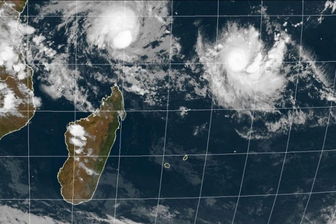 Un cyclone tropical très intense à 1355 km de La Réunion