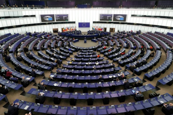 Le Premier ministre polonais Mateusz Morawiecki s'exprime devant le Parlement européen à Strasbourg, le 19 octobre 2021