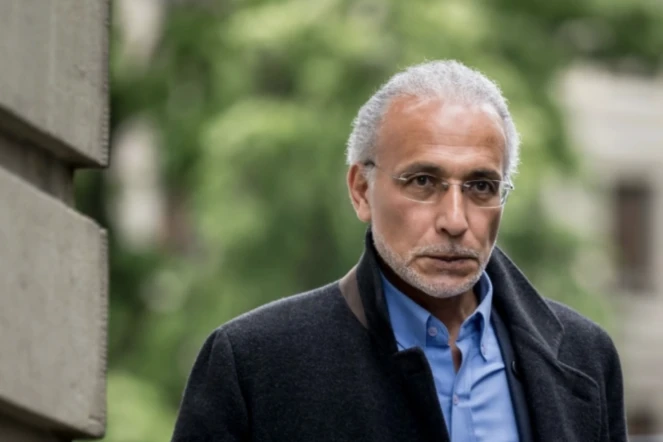L'islamologue suisse Tariq Ramadan, le 27 mai 2024 à Genève ( AFP / Fabrice COFFRINI )