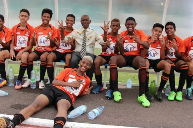 Football - Des recruteurs prestigieux pour les jeunes pépites réunionnaises 