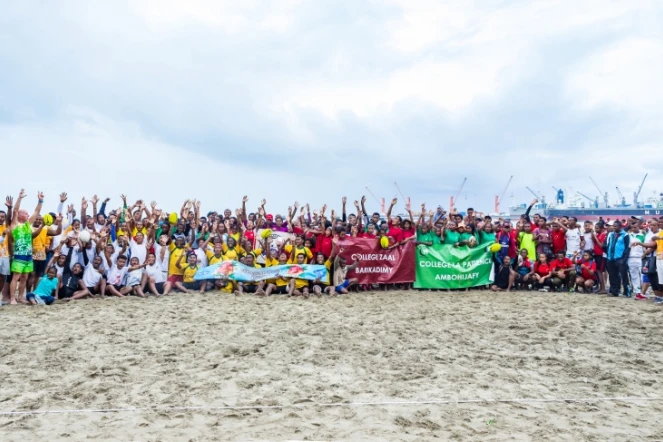 Des jeunes se mobilisent sur la plage de Toamasina à Madagascar 