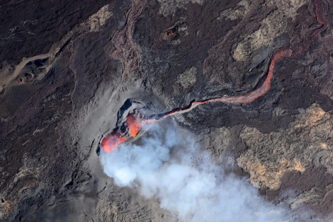 volcan éruption  septembre 2018