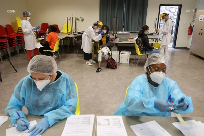 dépistage coronavirus au lycée Mémona Hintermann Afféjee