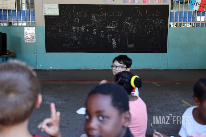 inauguration du premier mur d'expression à l'ecole Henri Dunant 