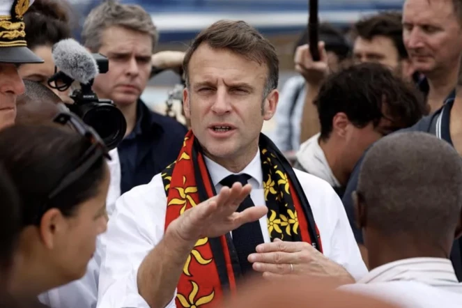 Emmanuel à son arrivée à l’aéroport de Dzaoudzi, à Mayotte ce 19 décembre 2024, après le passage du cyclone Chido sur l’archipel. 