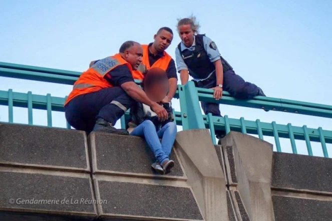 Gendarmerie intervention tentative de Suicide
