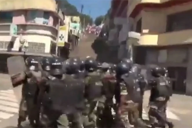 Répression de la manifestation à Antananarivo