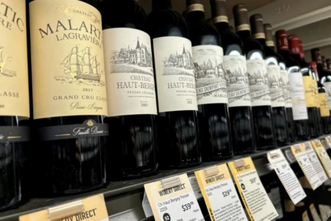 Du vin français vendu dans un magasin à Laurel, dans le Maryland, le 13 mars 2025 ( AFP / Jim WATSON )