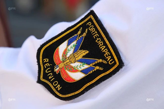Porte drapeau