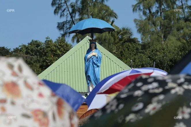 La vierge au  parasol 