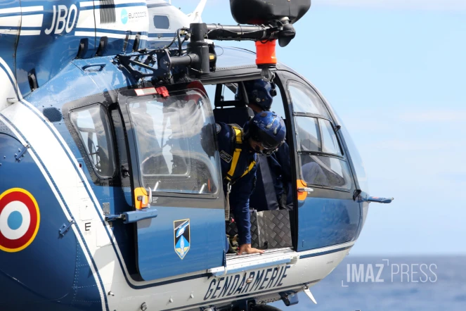 hélicoptère gendarmerie Réunion 