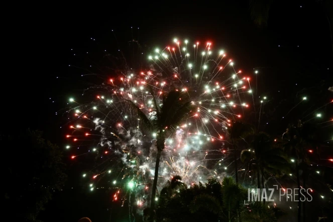 Saint-Denis, le traditionnel feu d'artifice pour le 14 juillet