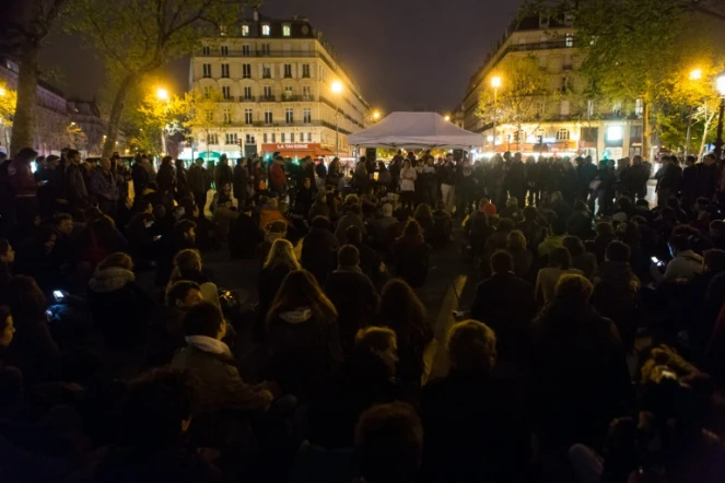 Une réunion du mouvement Nuit Debout, place de la République à Paris, le 2 mai 2016