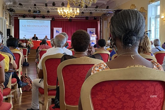 Enfants de la Creuse : une conférence de la "réconciliation" à Saint-Denis 