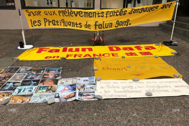 Saint-Denis : un stand pour dénoncer un 