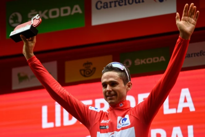 Le coureur français de la Groupama-FDJ Rudy Molard après avoir pris le maillot rouge sur le Tour d'Espagne, à l'issue de la 5e étape d'Irun à Bilbao, le 24 août 2022. 