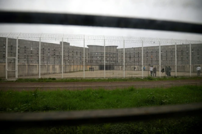 La prison de Fleury-Mérogis, près de Paris, vue de l'extérieur, le 29 octobre 2015