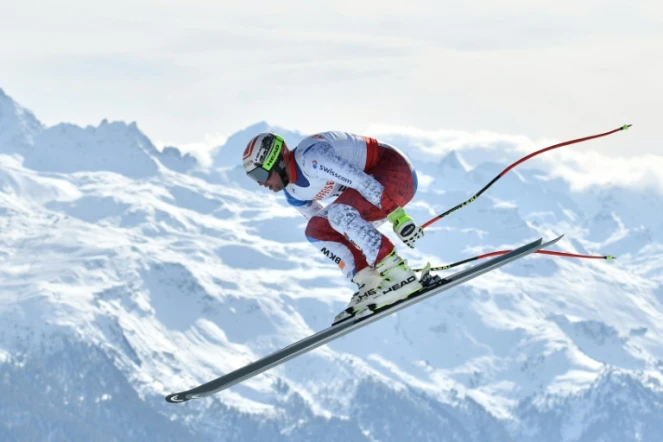 Le Suisse Beat Feuz lors de la descente messieurs des Mondiaux de ski alpin à St Moritz, le 14 février 2017