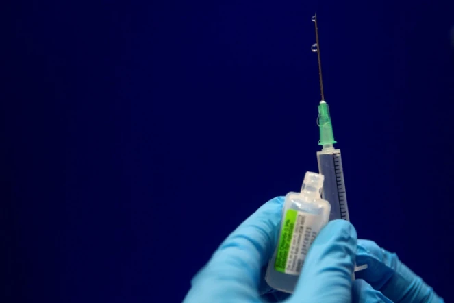 Sanofi et GSK annoncent, le 11 décembre 2020 que leur vaccin ne sera prêt que fin 2021