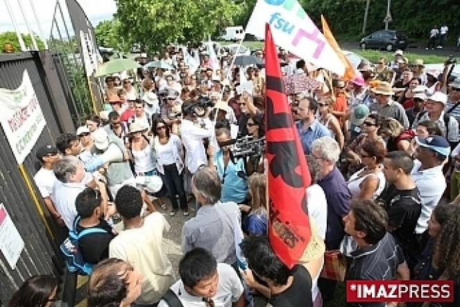 Manifestation des enseignants devant le Rectorat (photo archives)
