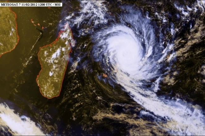 Le cyclone tropical Giovanna (image satellite www.mtotec.com)