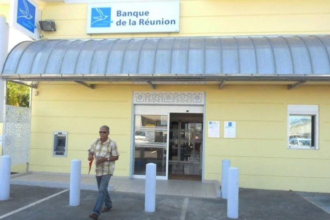 Agence de la Banque de La Réunion sur le boulevard Bank à Saint-Pierre