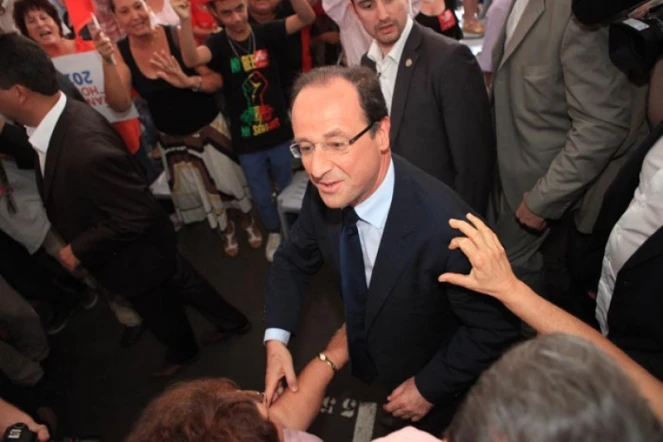 Dimanche 1er avril 2012 - Saint-Louis - Meeting de François Hollande, candidat PS à la présidentielle