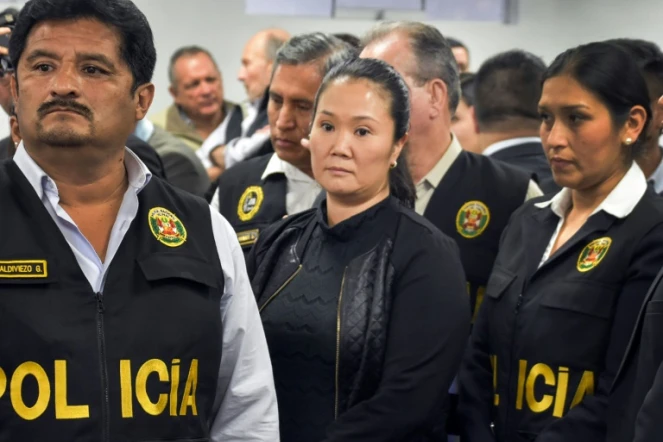 Keiko Fujimori, la leader de l'opposition au Pérou, lors de l'audience au terme de laquelle elle est envoyée pour trois ans en prison préventive, le 31 octobre 2018 à Lima.