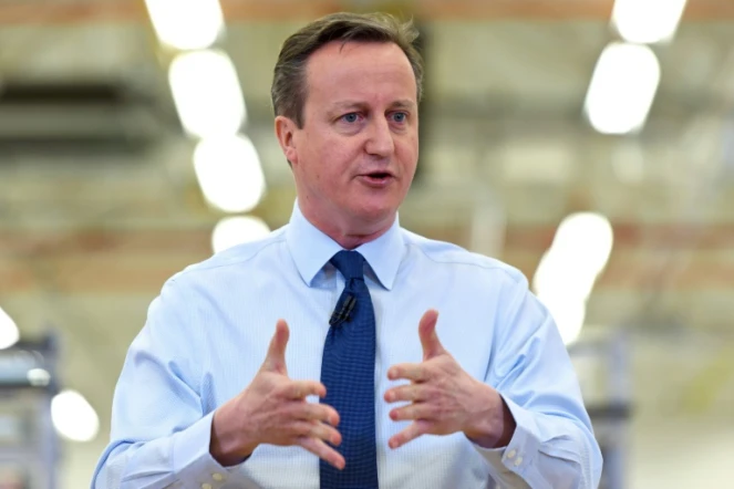 Le Premier ministre britannique David Cameron lors d'une visite dans une usine Siemens, le 2 février 2016 à Chippenham