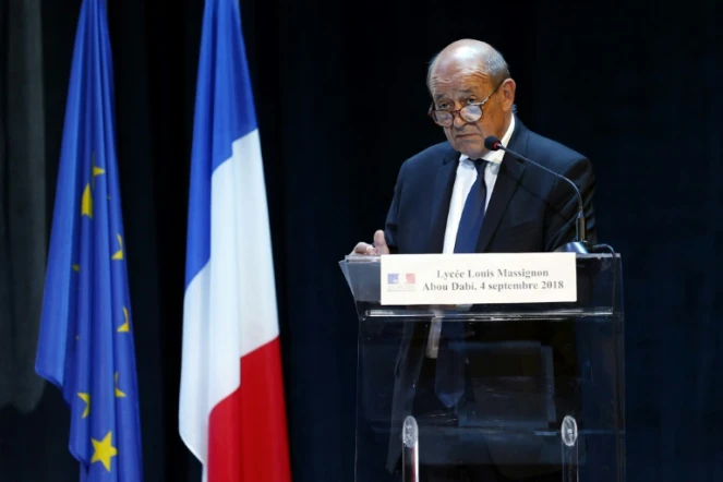 Le chef de la diplomatie française Jean-Yves Le Drian à Abou Dhabi le 4 septembre 2018