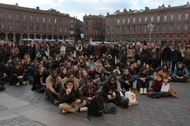 "Nuit Debout" sur la place du Capitole de Toulouse, le 6 avril 2016