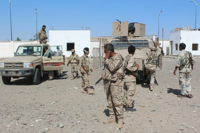 Les forces loyalistes à Lahj, dans le sud du Yémen, pendant une offensive visant à chasser les combattants d'Al-Qaïda, le 24 avril 2016