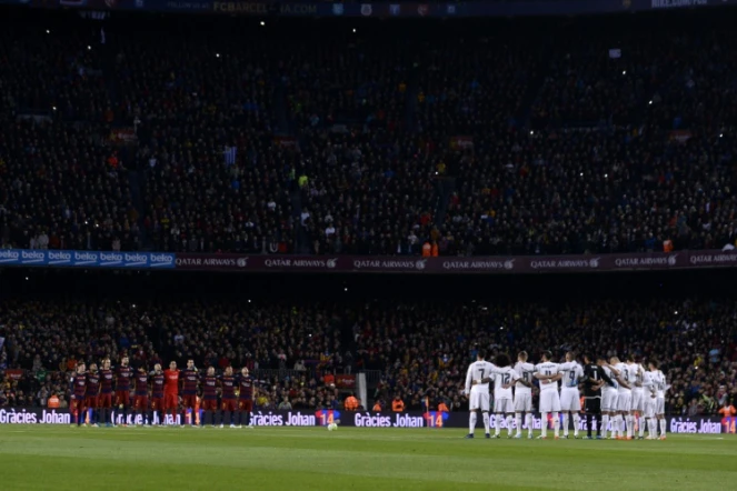 Vue générale du Camp Nou avant le clasico entre le Barça (g) et le Real Madrid, le 2 avril 2016