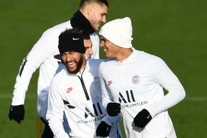 Les Brésiliens du PSG Neymar et Thiago Silva, à l'entraînement le 10 décembre 2019, à Saint-Germain-en-Laye