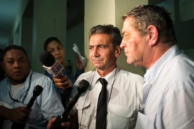 Les pilotes Bruno Odos et Pascal Fauret accusés d'avoir transporté de la cocaïne de la République dominicaine à la France, le 15 août 2015 à Saint-Domingue
