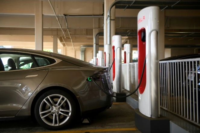 Un véhicule Tesla le 4 janvier 2021 à Redondo Beach, en Californie