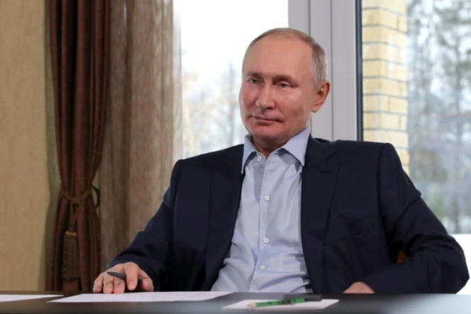 Vladimir Poutine lors d'une videoconférence le 25 janvier 2021 depuis une résidence d'Etat à Zavidovo

