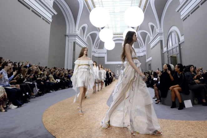 Défilé Chloé lors de la fashion week le 1er octobre 2015 à Paris