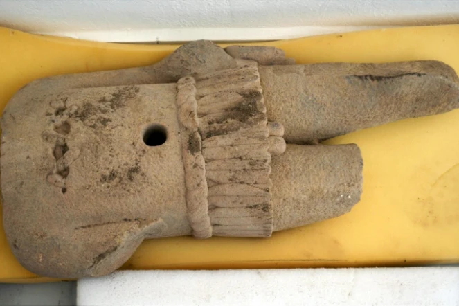 Fragment de sculpture représentant le torse du dieu préhispanique Xipe Tótec retrouvé dans le 1er temple dédié à cette divinité, découvert le 12 octobre 2018