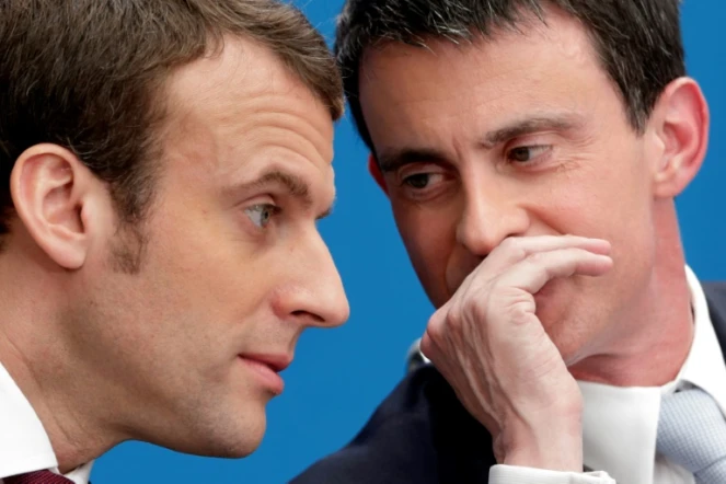 Emmanuel Macron (g) et Manuel Valls, le 8 avril 2015 à Paris