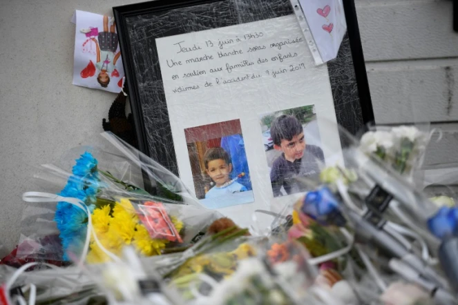 Hommage à Lorient le 11 juin 2019 aux deux jeunes garçons fauchés par une voiture, dont l'un a été tué et l'autre grièvement blessé